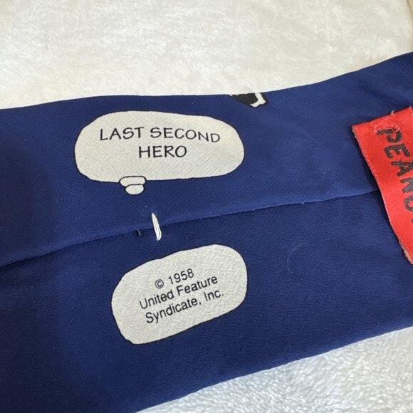 Peanuts Snoopy Necktie 100% Silk‎ Basketball Hoops Navy blue The Second Hero - Picture 4 of 5